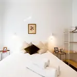 4 Bedroom House With Garden Parking In Benfica Vakantiehuis Lissabon