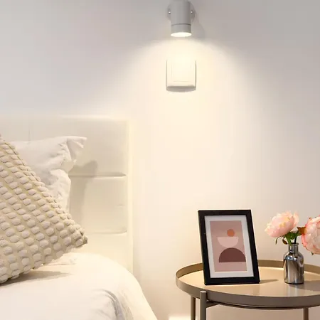 4 Bedroom House With Garden Parking In Benfica Prázdninový dům *